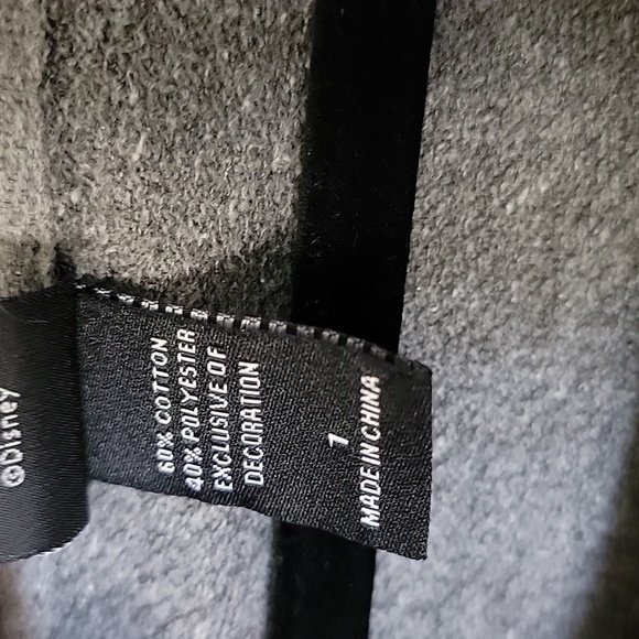 Torrid Romantic Novelty size 1X hidden Minnie lace up sleeve sweater top - Picture 5 of 7